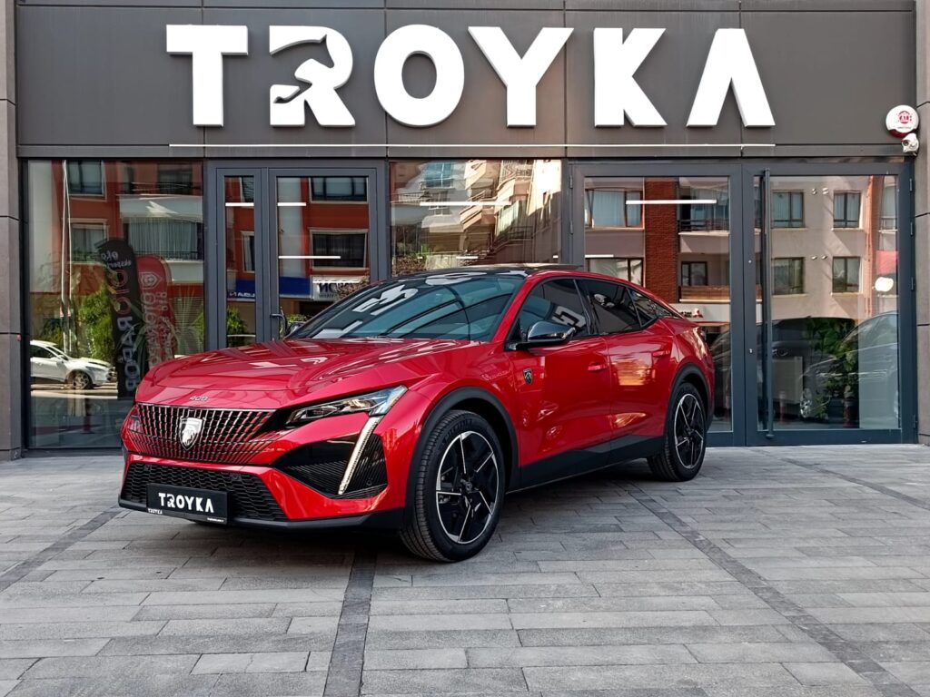 TROYKA’DAN 2024 PEUGEOT 408 1.2 PURETECH GT